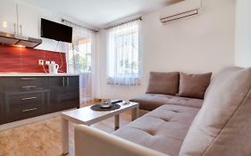Villa Doric